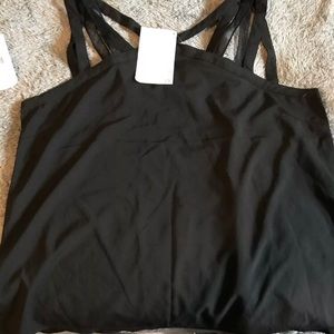 Black workout tank
